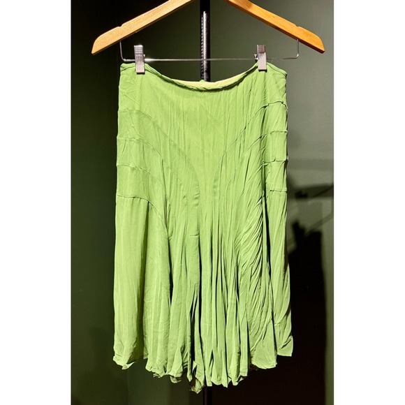 Twenty One Pilots Dresses & Skirts - Twenty One Green Tiered Ruffle Boho Cottagecore Midi Skirt Women's S